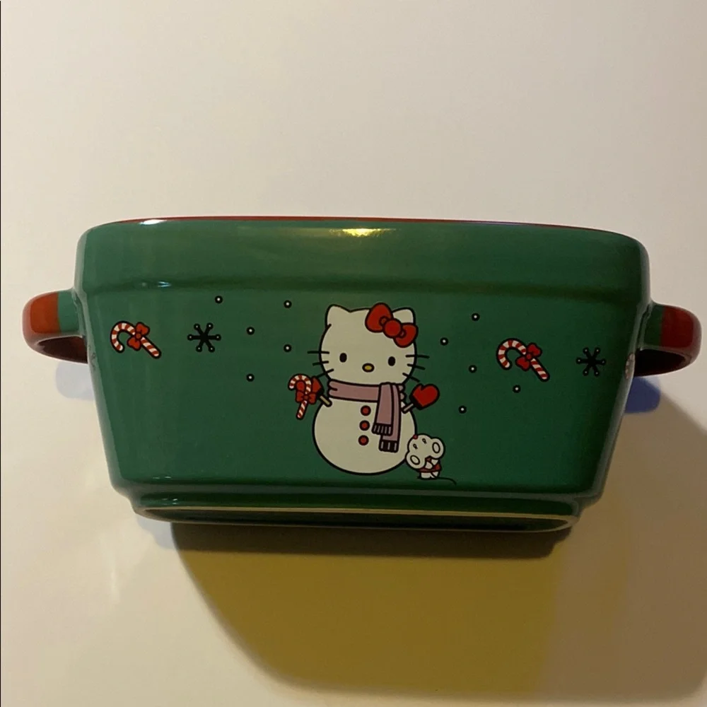 Hello Kitty Green Ceramic Baking Dish - Features design for the holiday …